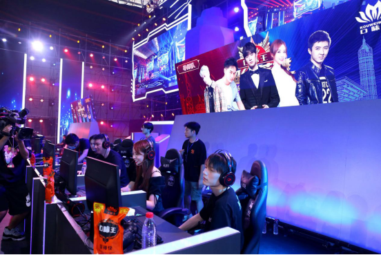 英雄联盟S14比赛在哪下注_lol比赛压输赢的软件_S14英雄联盟全球总决赛电竞赛事竞猜